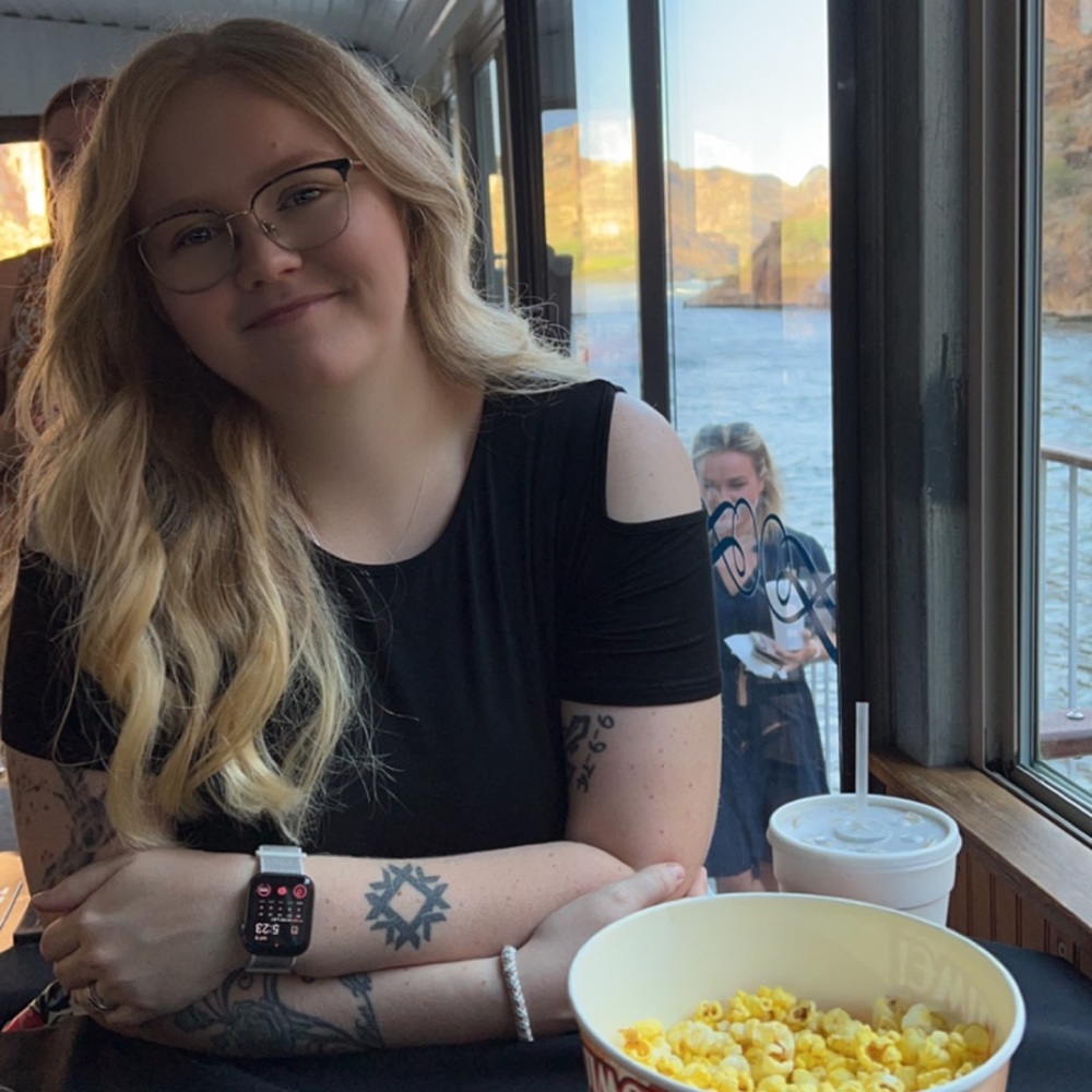 Meet your Posher, Jessica